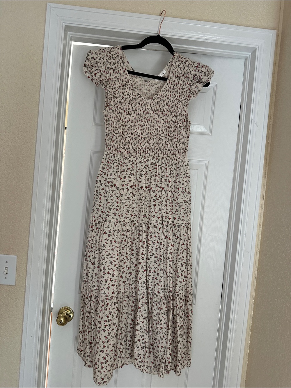 Neuflora 100% Cotton Cream Floral Dress with Smocked Bodice and pockets